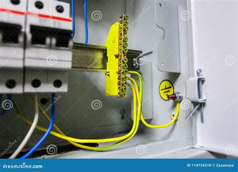 green wire ground inside electrical box|green wire in electrical box.